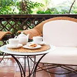 Otel La Jacia &