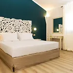 Szálloda La Jacia & Baja Sardinia