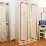 Szálloda La Jacia &