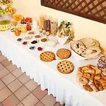 La Jacia & Otel Baja Sardinya
