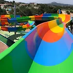 Otel La Jacia & 4*