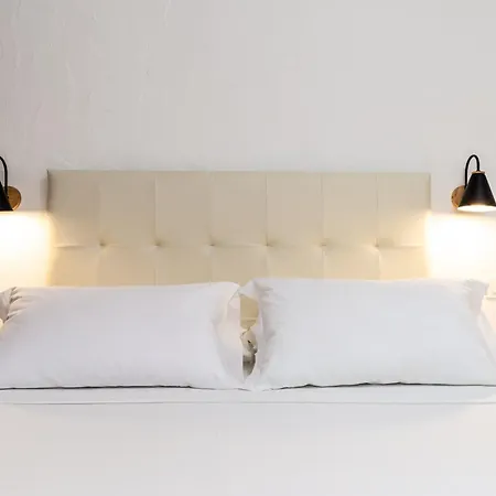 Hotel La Jacia & 3*