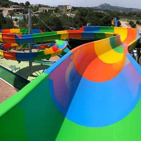 Hotel La Jacia & 3*